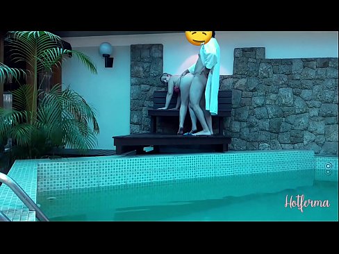❤️ Chef inviterer stuepige til poolen, men kunne ikke modstå en hot ❤️❌ Kvalitets porno at da.japangaysex.ru ❤